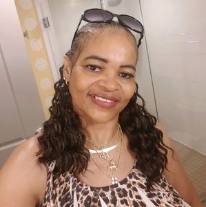 Meet your Posher, Catherine